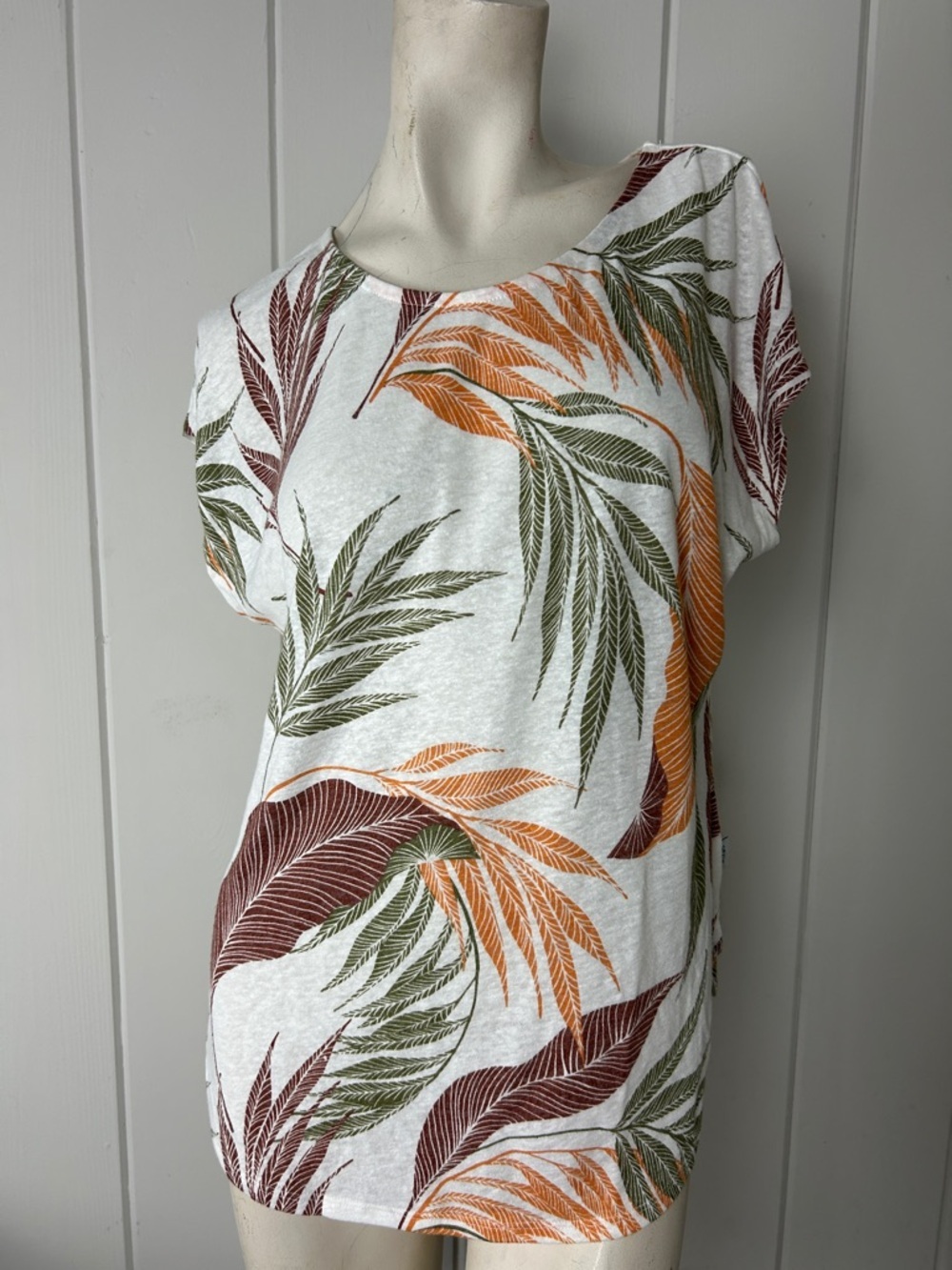 Orvis Linen Blend Tropical Leaf Print Top Short Sleeve Boho Summer Blouse Size M